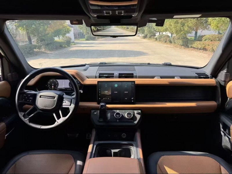 盐城23年路虎卫士5