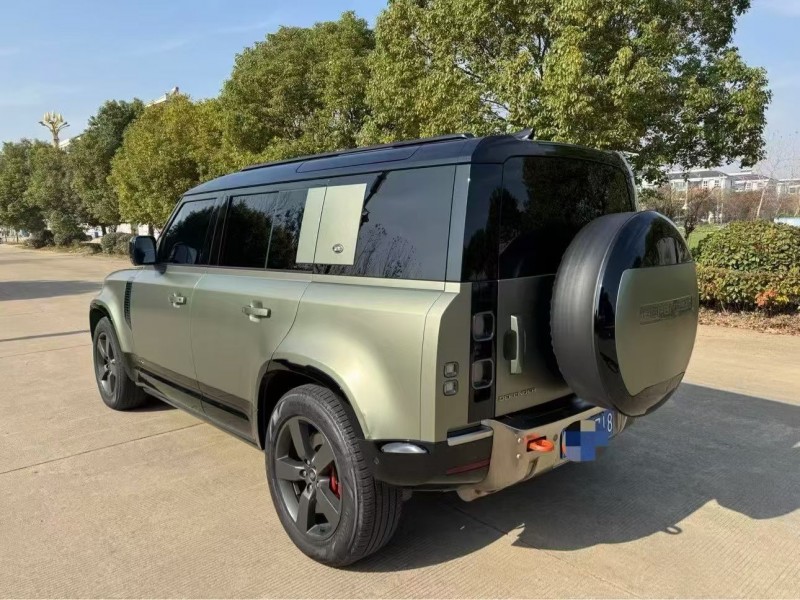 盐城23年路虎卫士9