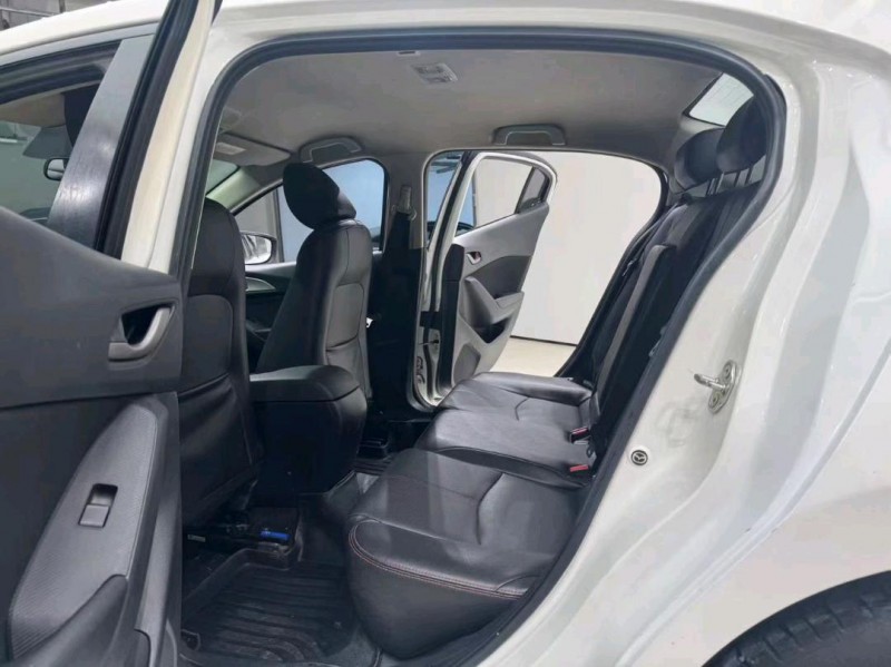 成都18年马自达昂克赛拉6