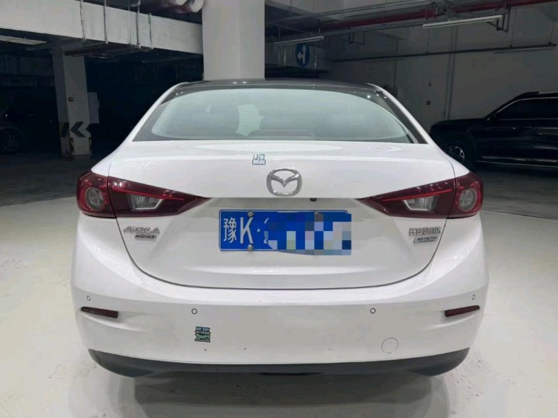 成都18年马自达昂克赛拉9