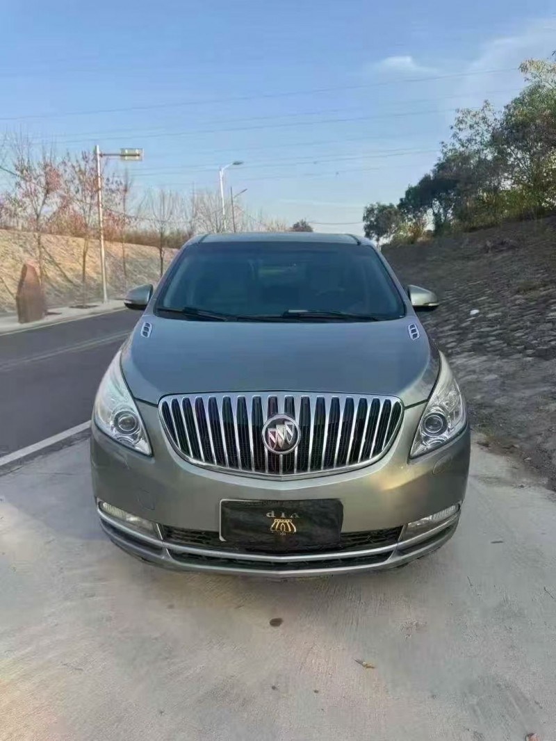 鹤壁12年别克GL81