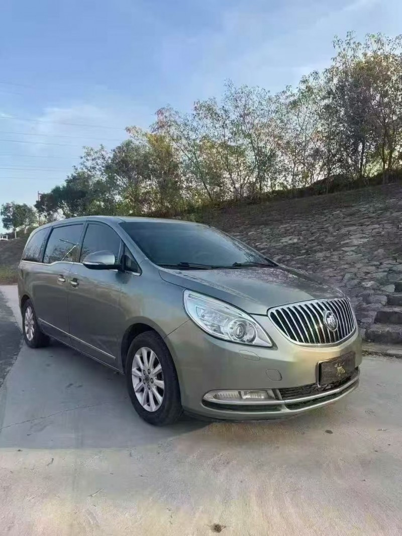 鹤壁12年别克GL83