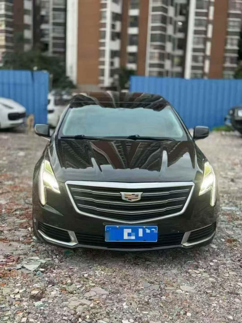 北海18年凯迪拉克XTS1