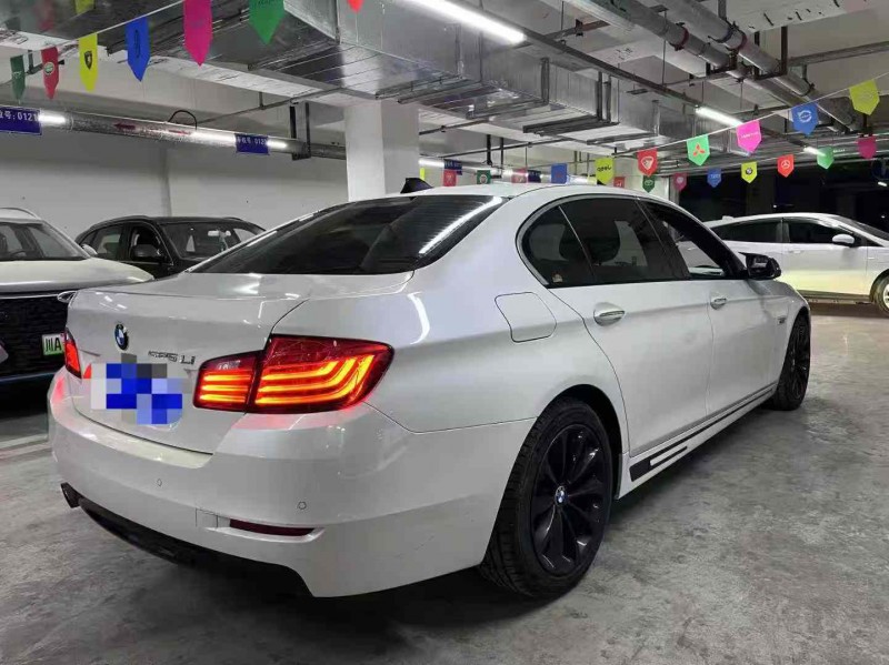 成都16年宝马5系8