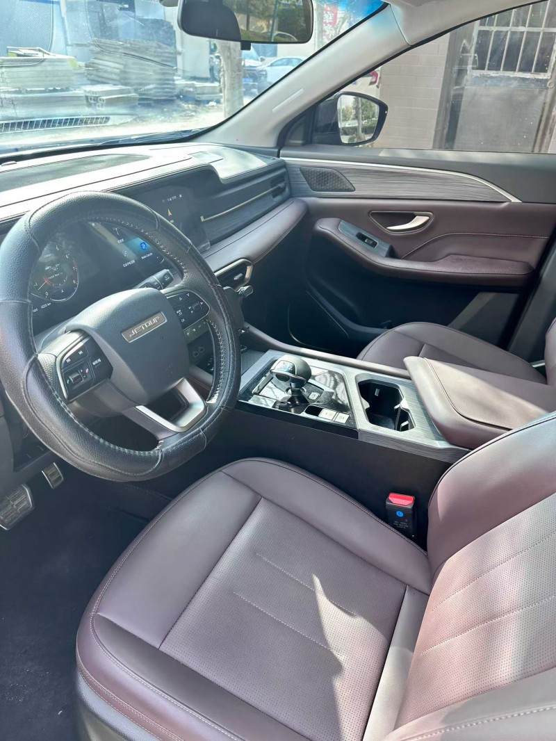 襄阳25年奇瑞捷途5