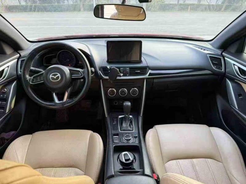 盐城17年马自达CX-44