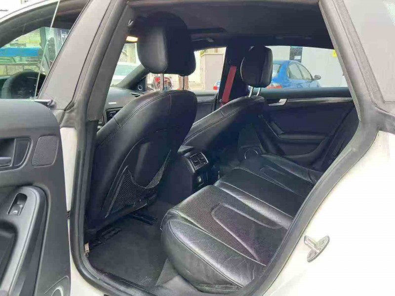 成都12年奥迪S55