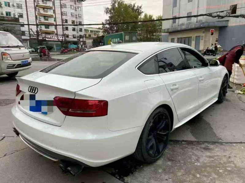 成都12年奥迪S58