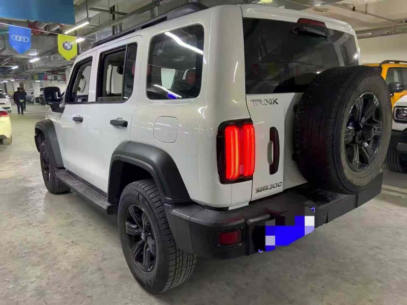 成都22年长城汽车坦克7