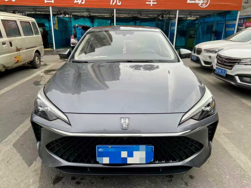 成都24年荣威i51