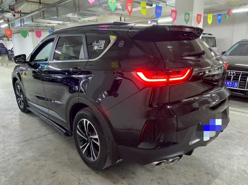 成都23年奇瑞捷途7