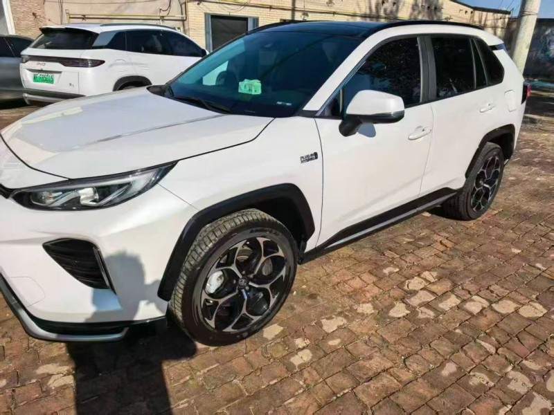 盐城24年丰田威兰达3