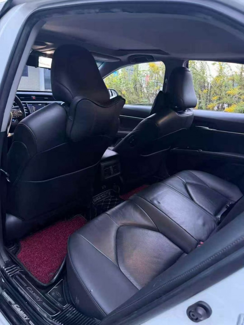 淄博18年丰田凯美瑞8