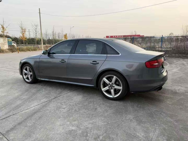 徐州14年奥迪A4L8