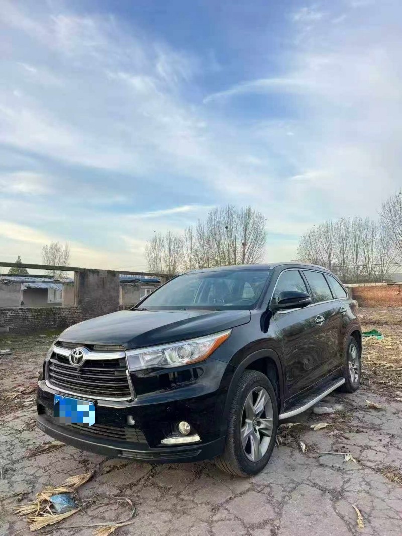 开封18年丰田汉兰达5