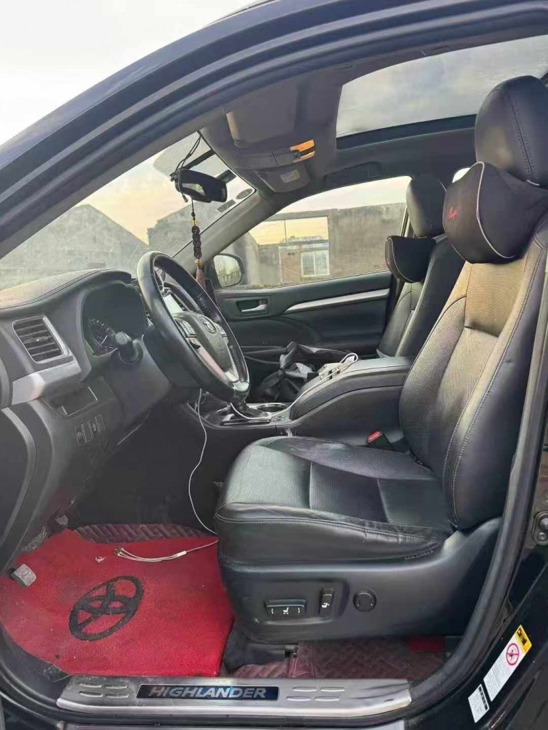 开封18年丰田汉兰达6