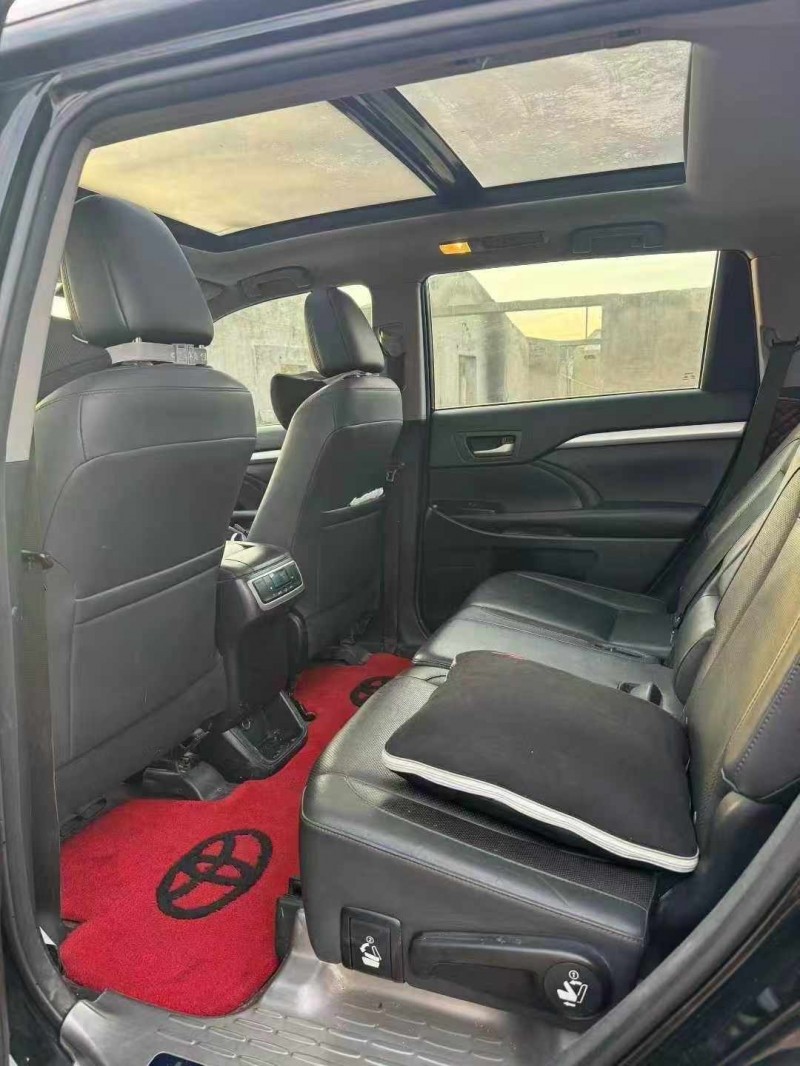 开封18年丰田汉兰达8