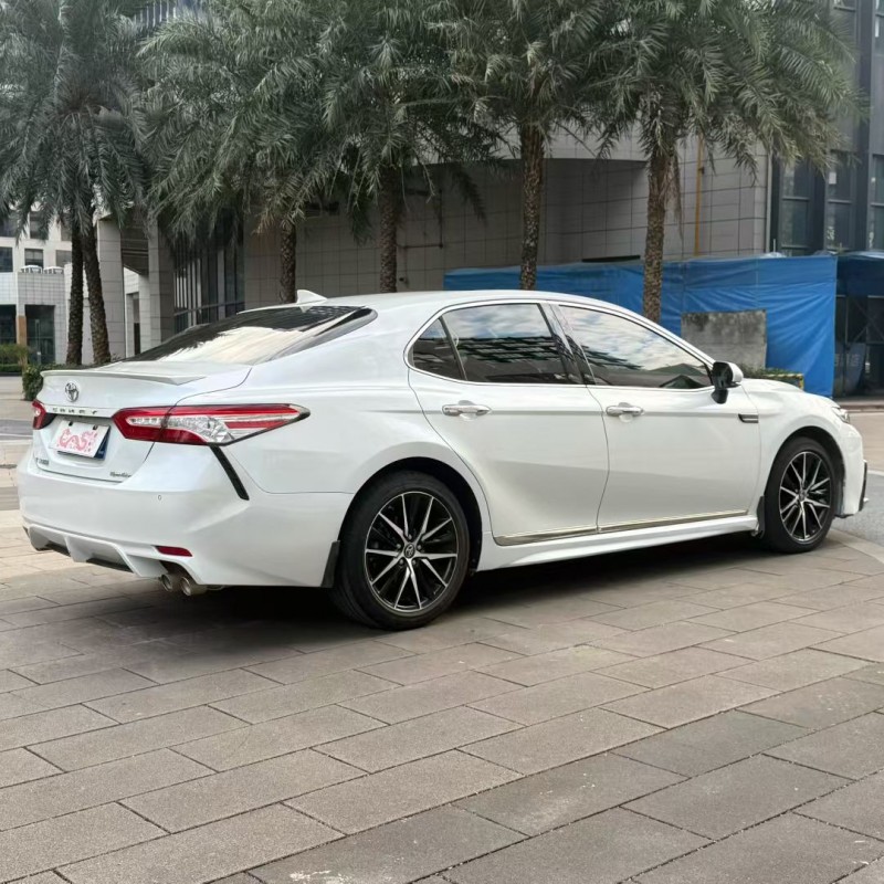 佛山21年丰田凯美瑞8