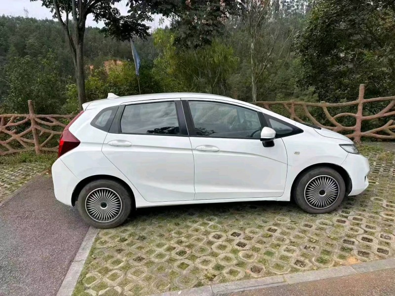 开封16年本田飞度6