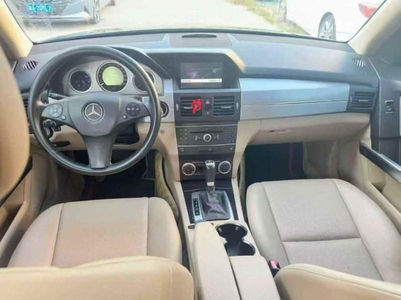 梧州13年奔驰GLK5