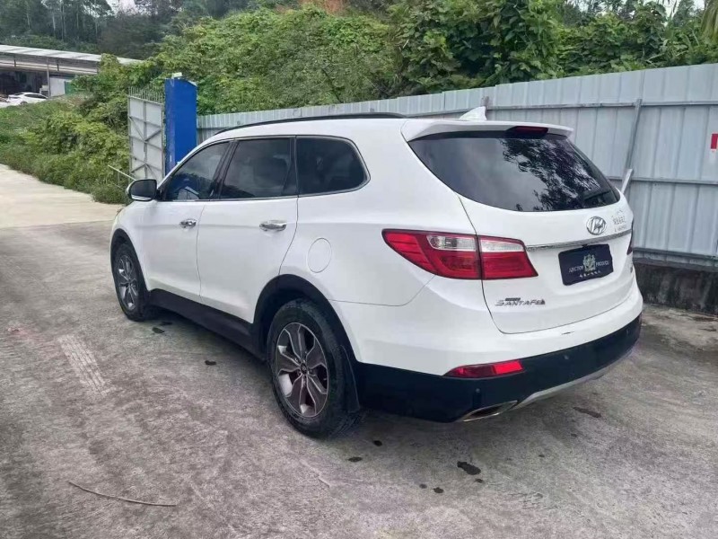 防城港16年现代格锐7