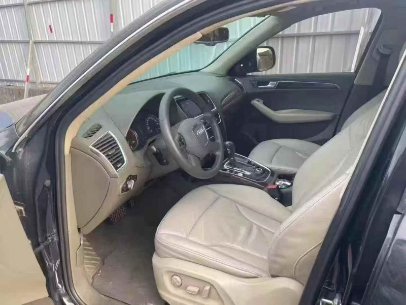 北海12年奥迪Q54