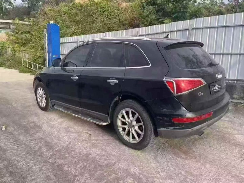 北海12年奥迪Q58