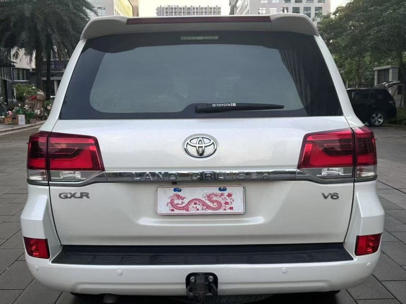 佛山20年丰田兰德酷路泽8