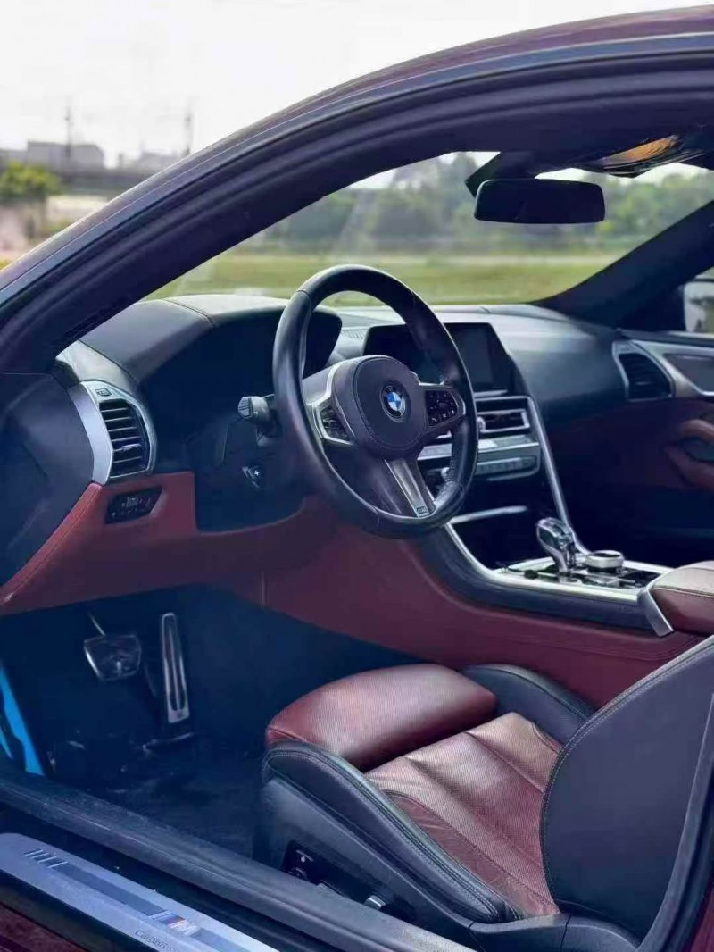 汕头21年宝马8系6