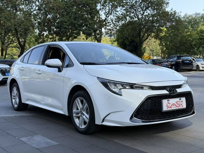 佛山22年丰田雷凌3