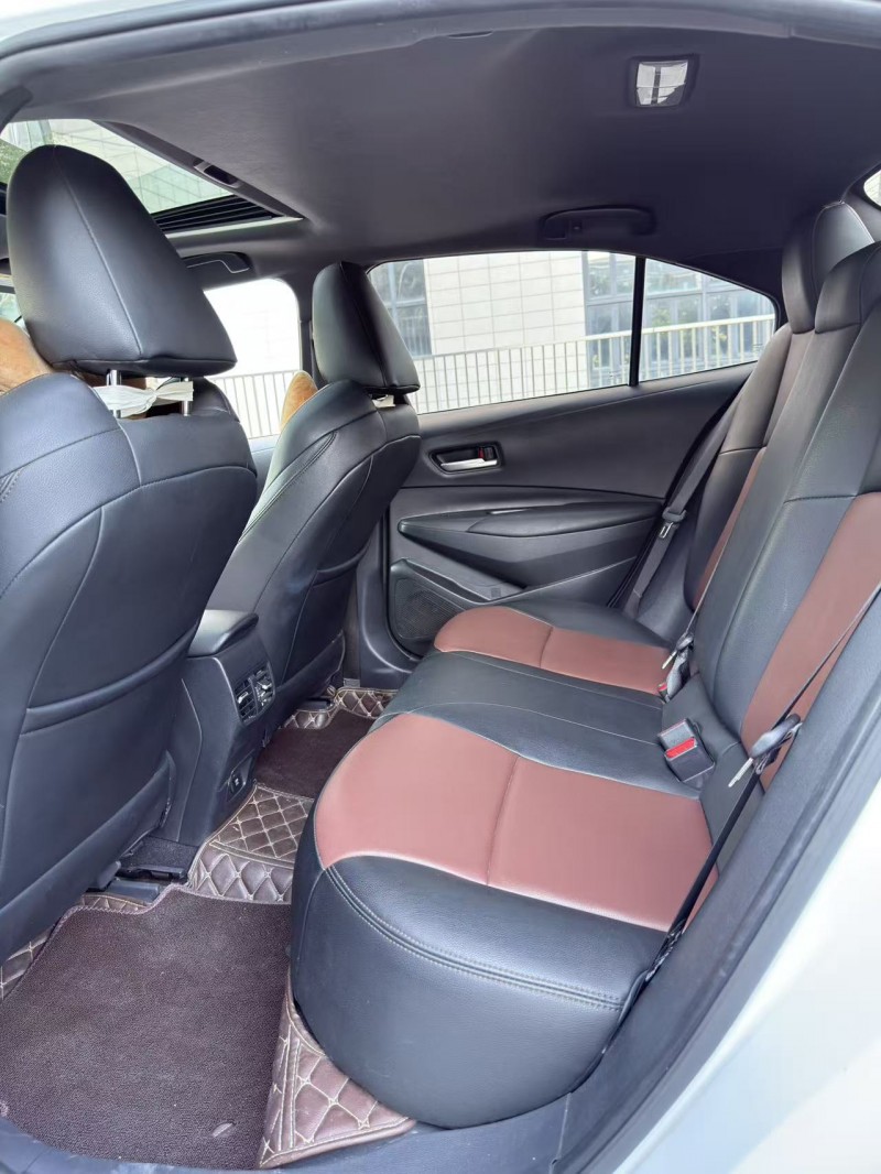 佛山22年丰田雷凌5