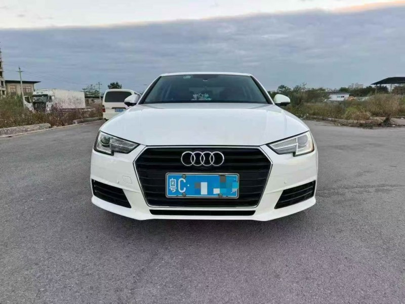 北海17年奥迪A4L1