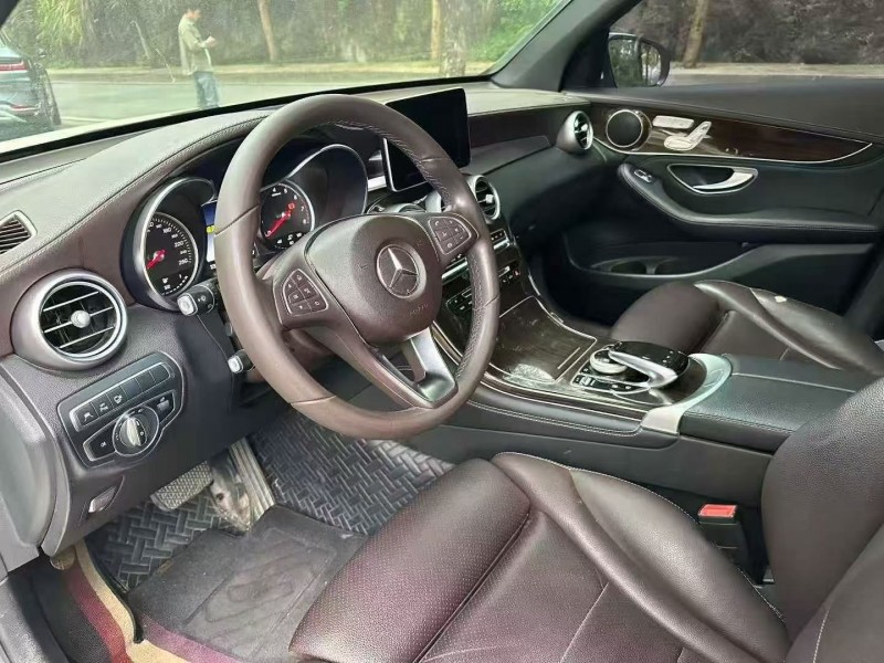 衡阳19年奔驰GLC7