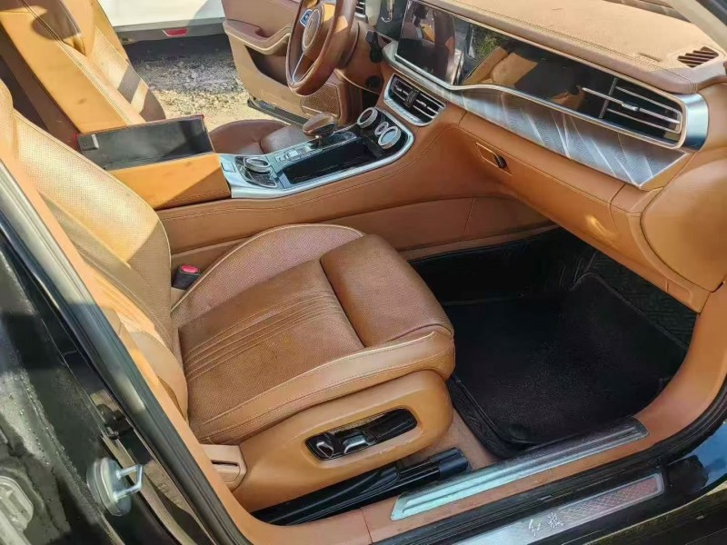 邵阳21年红旗H94