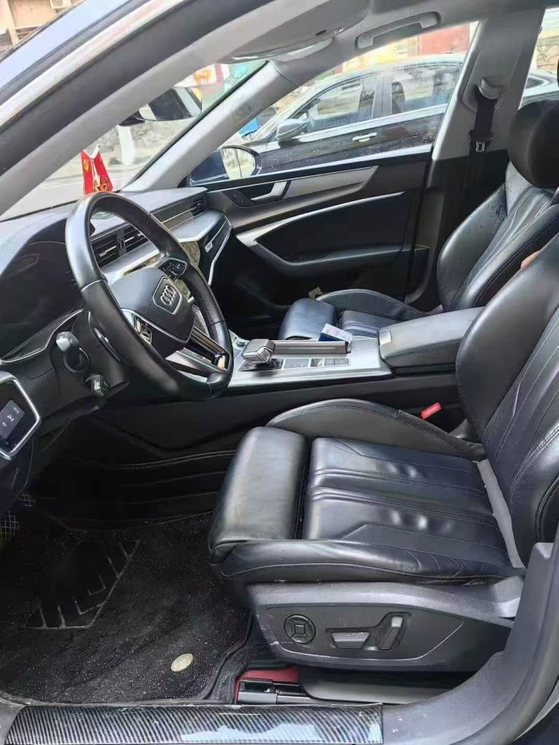 鄂州21年奥迪A7L4