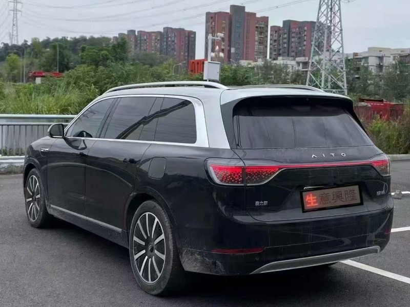 重庆24年华为智选问界7