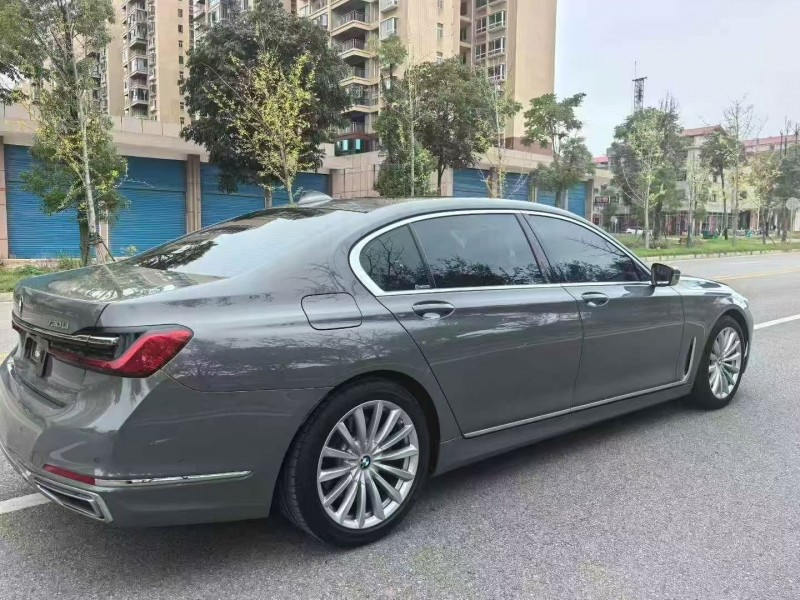 邵阳21年宝马7系8