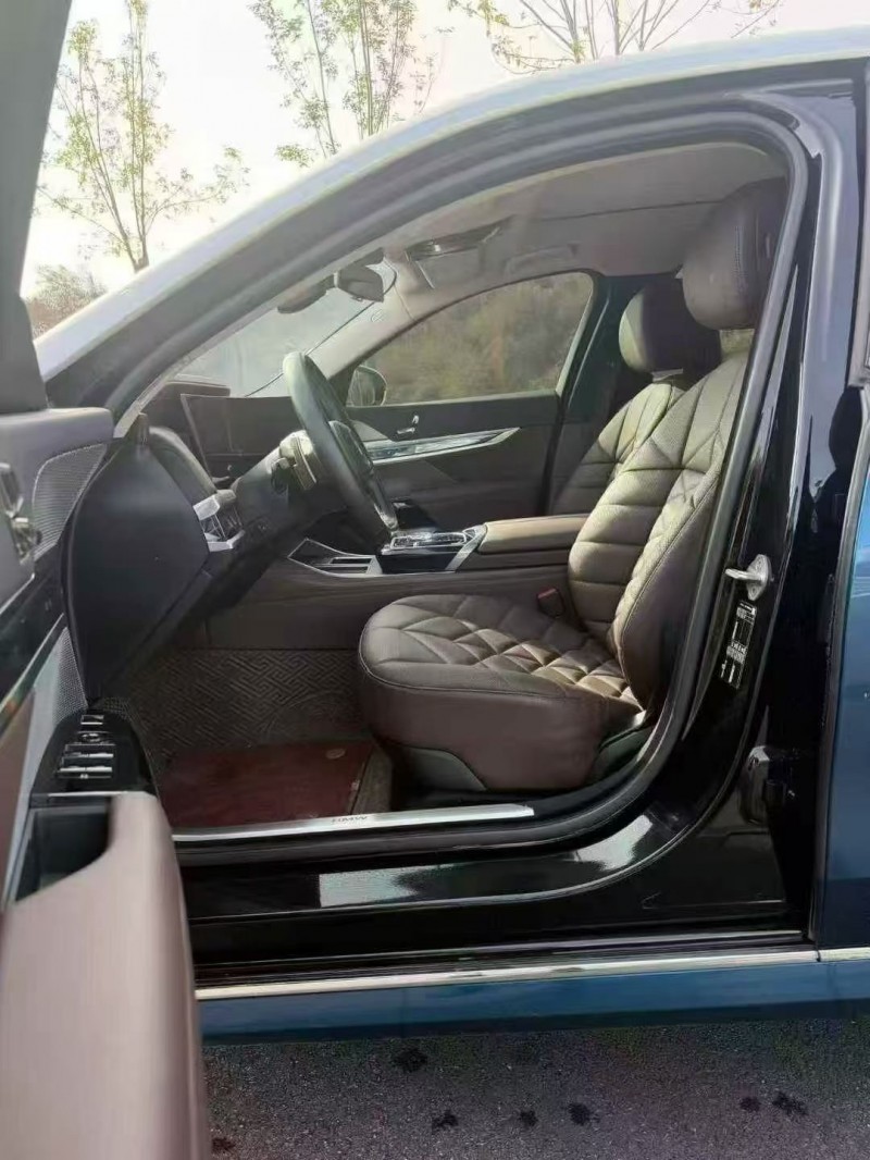 邯郸24年宝马7系4