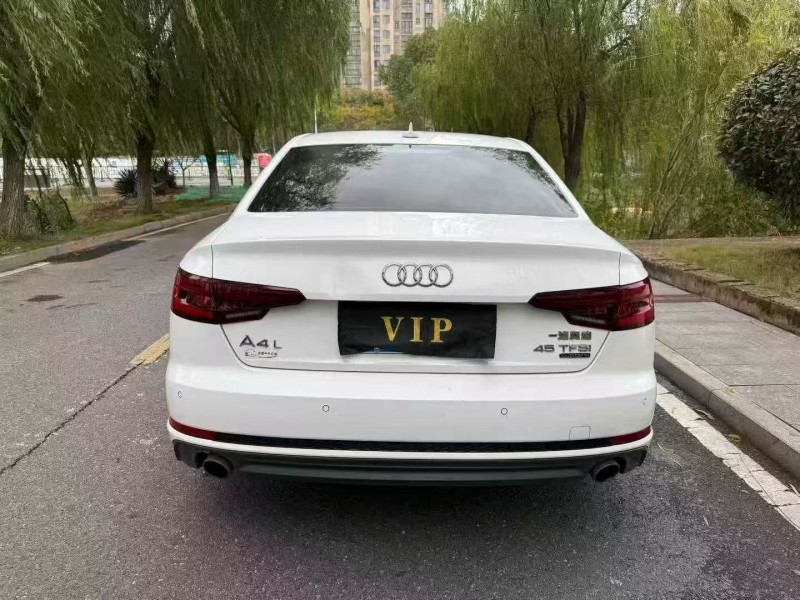 鹰潭18年奥迪A4L9