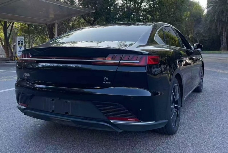 衡阳21年比亚迪汉8