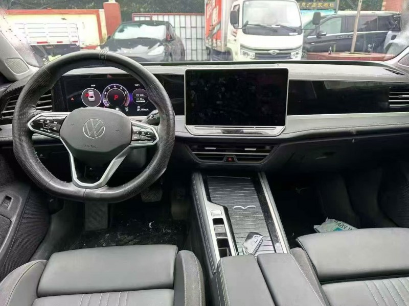 枣庄24年大众迈腾7