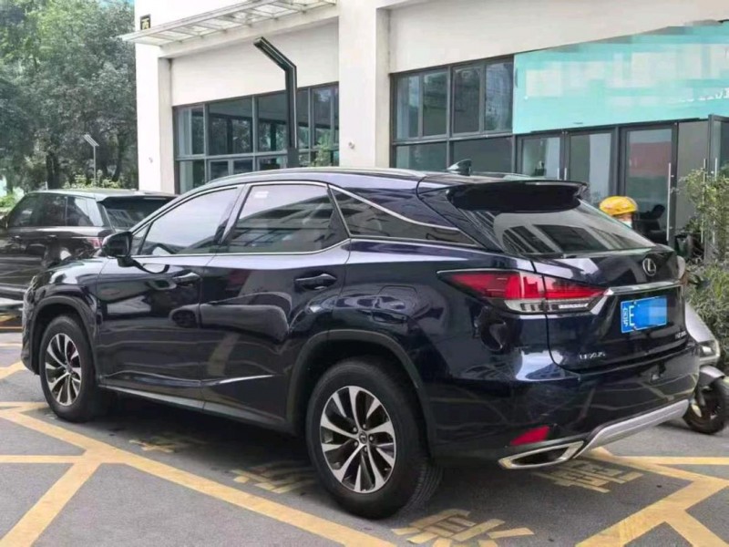 广州22年雷克萨斯RX8