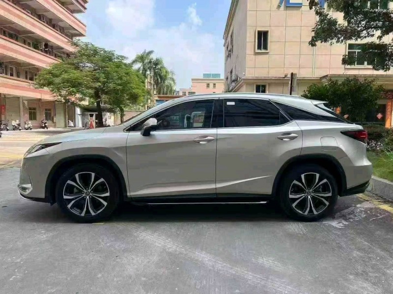 广州19年雷克萨斯RX6