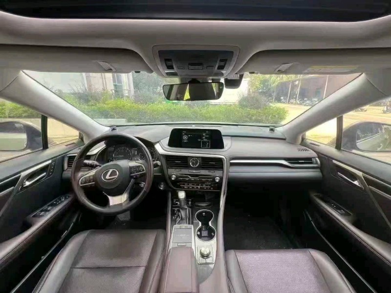 广州19年雷克萨斯RX8