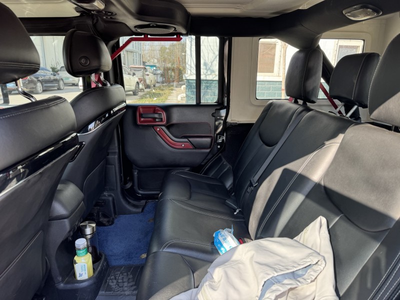 新乡15年Jeep牧马人6