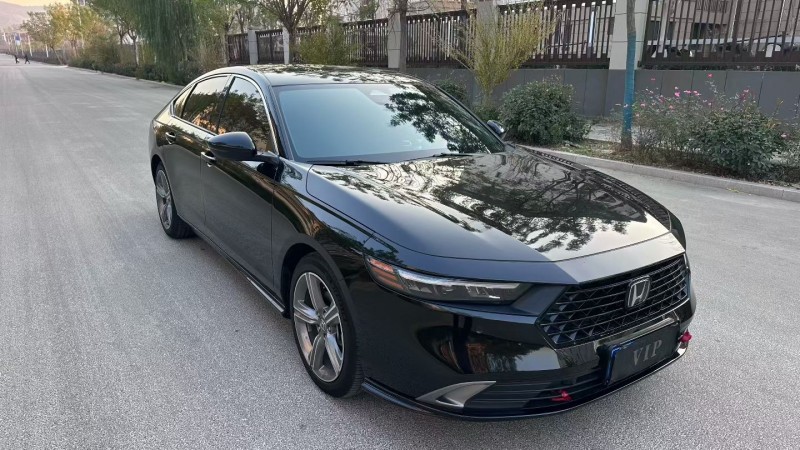 济宁23年本田雅阁2