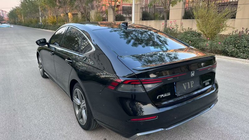 济宁23年本田雅阁7