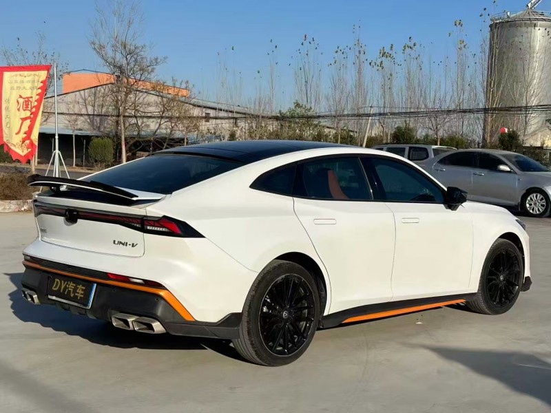 菏泽25年长安汽车UNI7