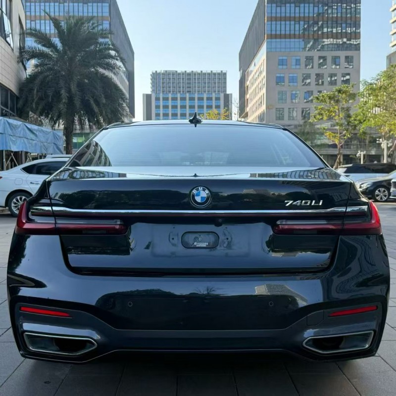 佛山20年宝马7系9