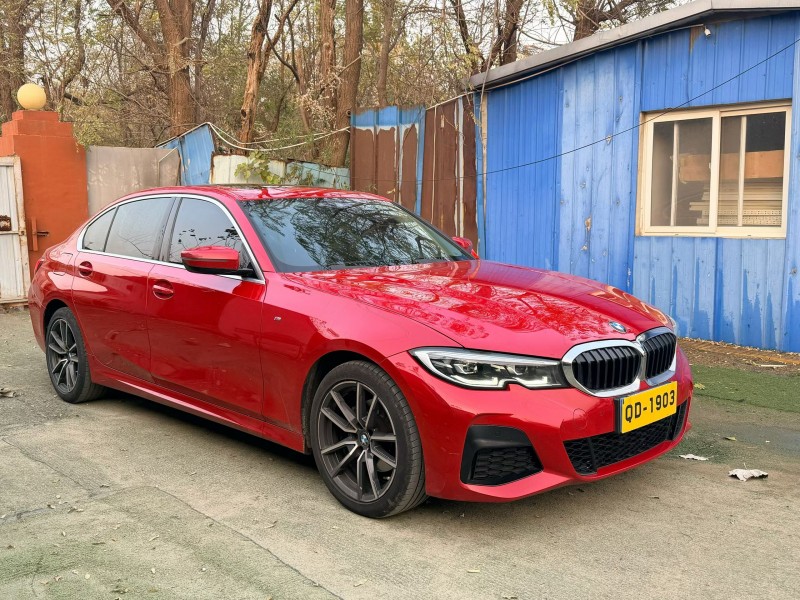 青岛22年宝马3系3